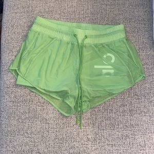 Alo Yoga Ambience Short